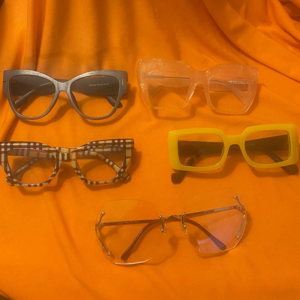 Brand new Unique Eyeglasses Bundle